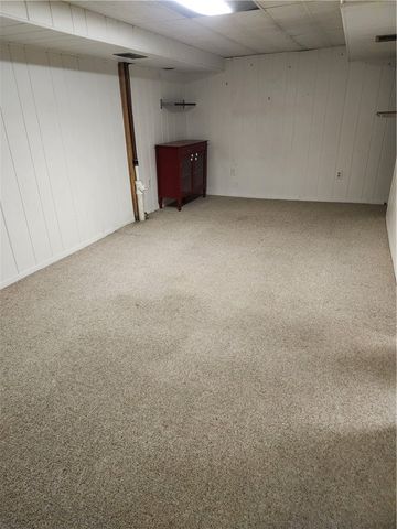 1586 Collier Ave, Heidelberg, PA 15106
