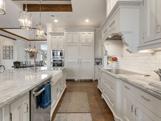 2939 Palomino Springs, Bandera, TX 78003