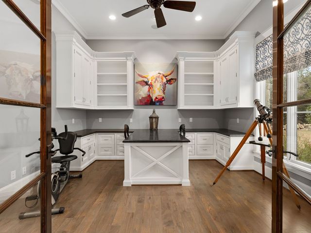 2939 Palomino Springs, Bandera, TX 78003