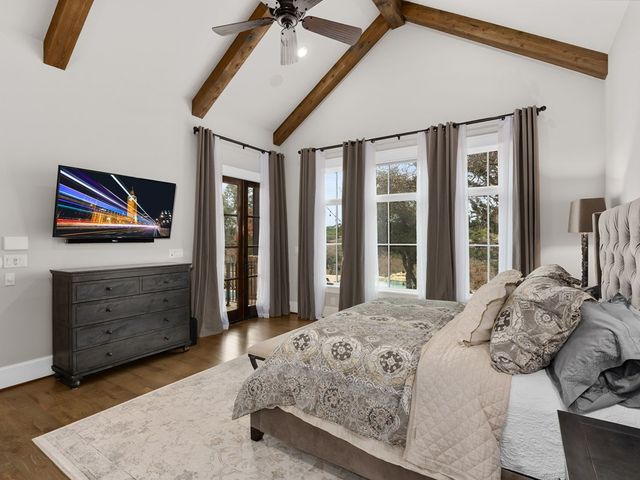 2939 Palomino Springs, Bandera, TX 78003