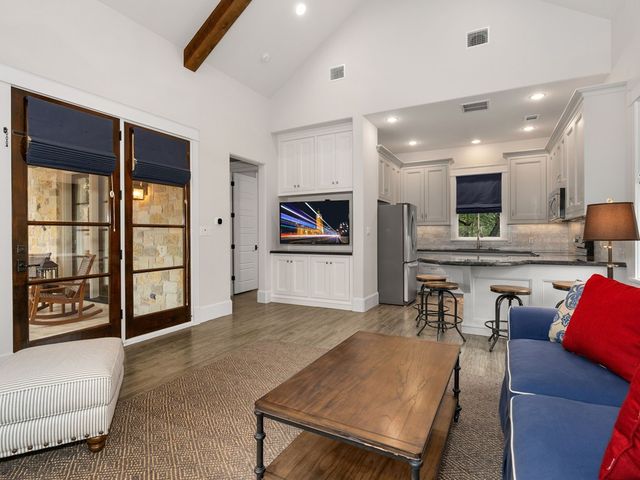 2939 Palomino Springs, Bandera, TX 78003