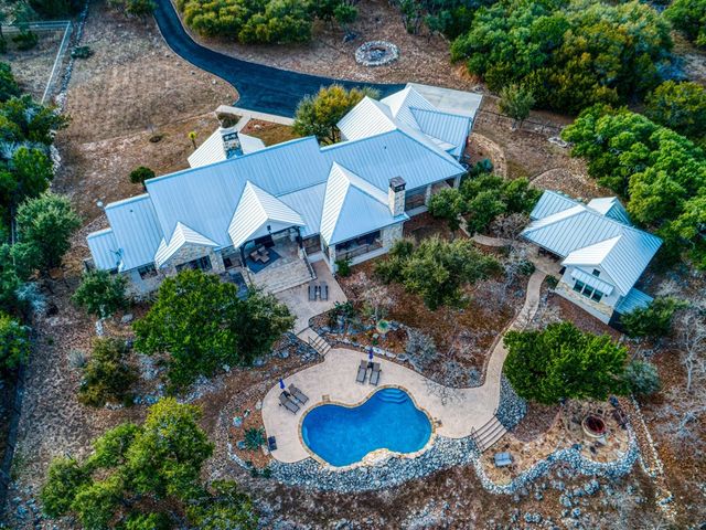 2939 Palomino Springs, Bandera, TX 78003