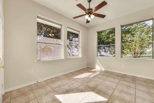 9902 Autumn Lake Trail, Pearland, TX 77584