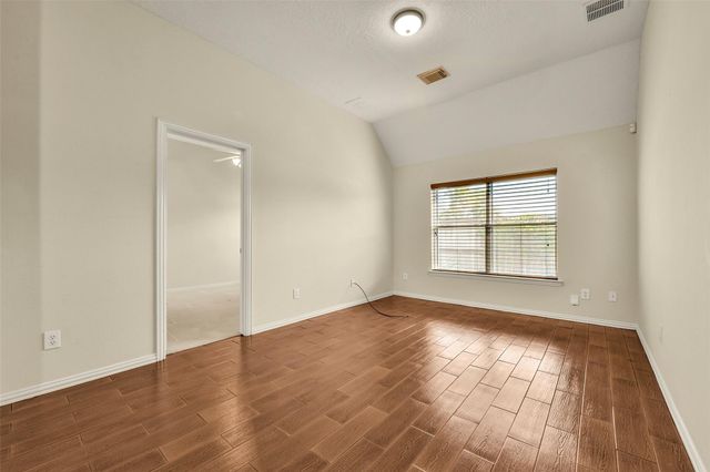 9902 Autumn Lake Trail, Pearland, TX 77584