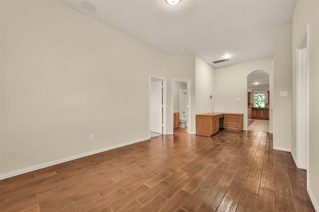 9902 Autumn Lake Trail, Pearland, TX 77584