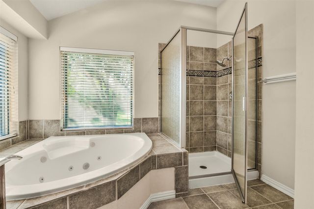 9902 Autumn Lake Trail, Pearland, TX 77584
