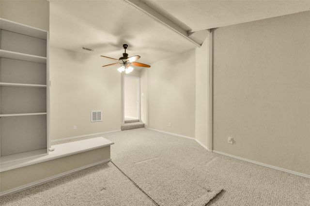 9902 Autumn Lake Trail, Pearland, TX 77584