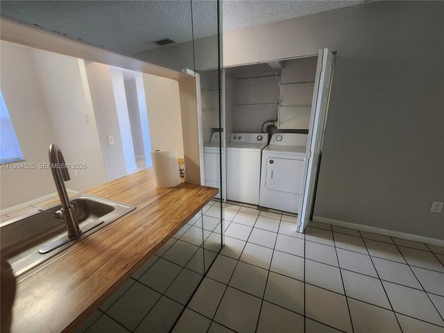 10967 NW 30th Pl A, Sunrise, FL 33322