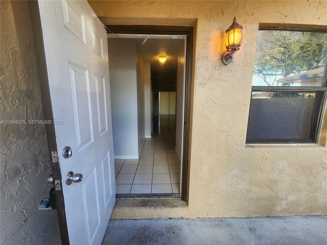 10967 NW 30th Pl A, Sunrise, FL 33322