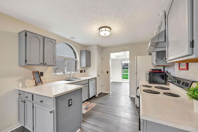 9160 Cobblechase Court, Colerain Twp, OH 45251