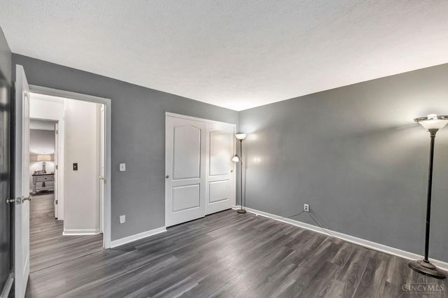 9160 Cobblechase Court, Colerain Twp, OH 45251