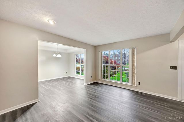 9160 Cobblechase Court, Colerain Twp, OH 45251