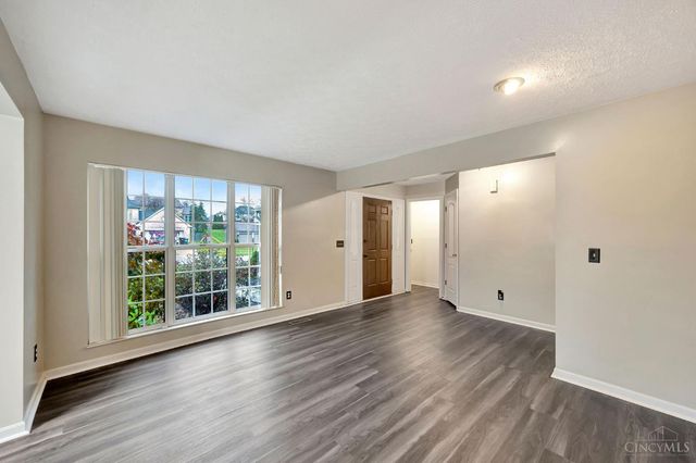 9160 Cobblechase Court, Colerain Twp, OH 45251