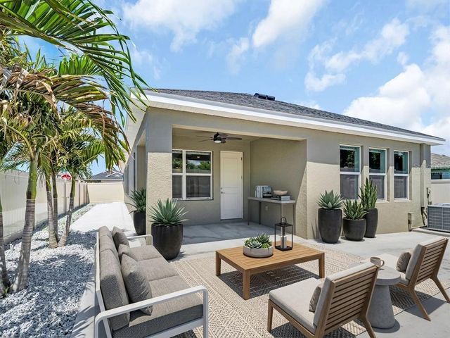 1461 N RIVER CIRCLE, Tarpon Springs, FL 34689