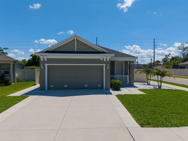 1461 N RIVER CIRCLE, Tarpon Springs, FL 34689