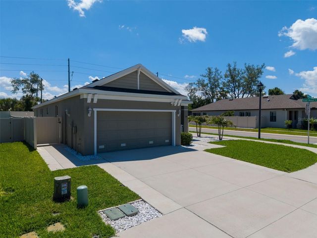 1461 N RIVER CIRCLE, Tarpon Springs, FL 34689