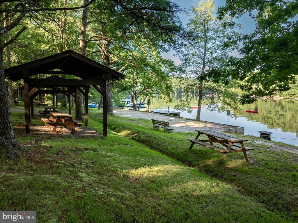 Image 14 of property listing at 365 RIDGE RD, Swanton, MD 21561