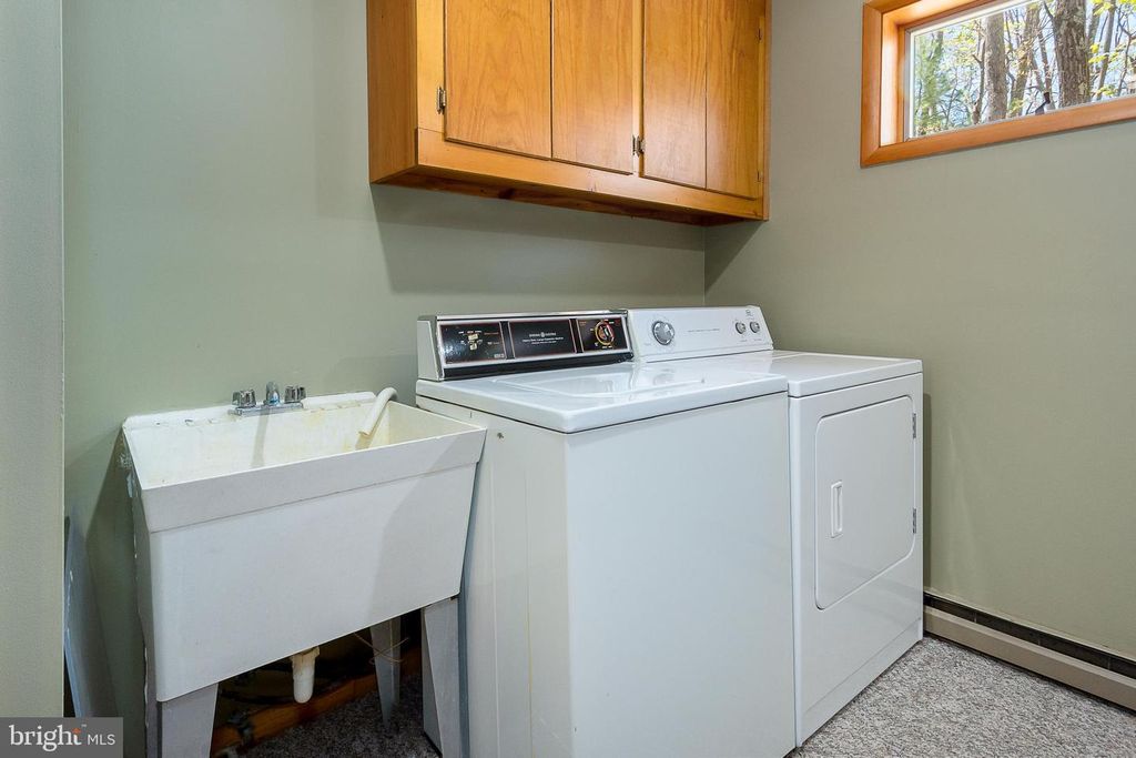 Image 44 of property listing at 365 RIDGE RD, Swanton, MD 21561