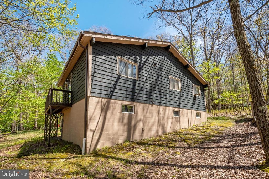 Image 6 of property listing at 365 RIDGE RD, Swanton, MD 21561