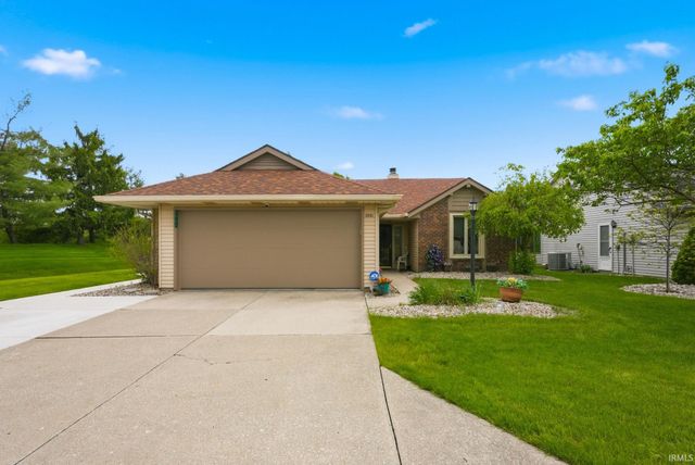 2931 Wood Knoll Lane, Fort Wayne, IN 46804