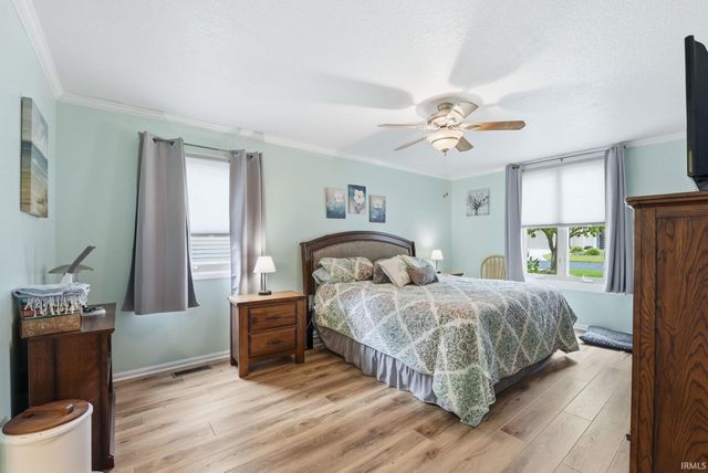 2931 Wood Knoll Lane, Fort Wayne, IN 46804