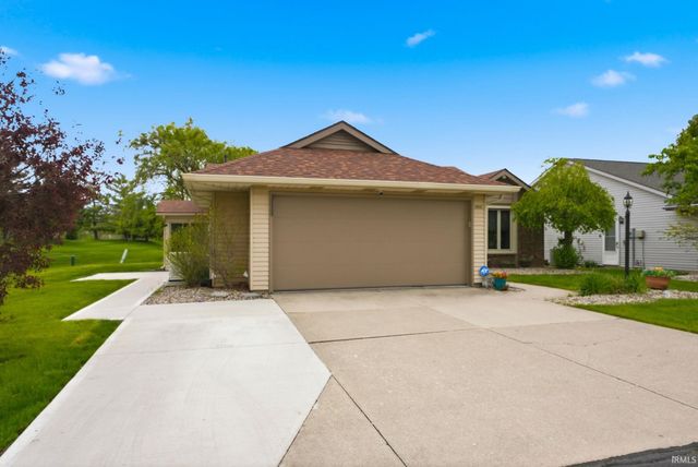 2931 Wood Knoll Lane, Fort Wayne, IN 46804