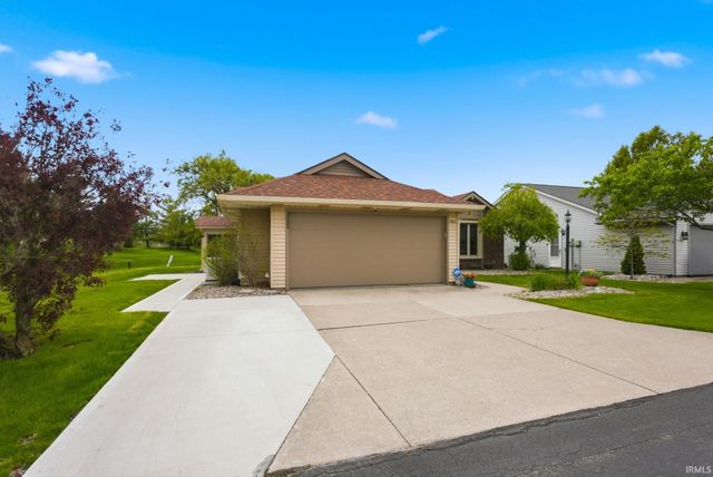 2931 Wood Knoll Lane, Fort Wayne, IN 46804