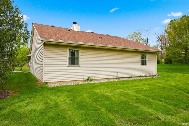 2931 Wood Knoll Lane, Fort Wayne, IN 46804