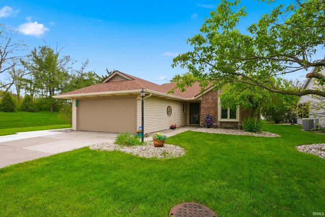 2931 Wood Knoll Lane, Fort Wayne, IN 46804