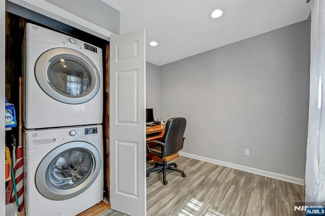 16 Maple Hill Road, Clifton, NJ 07013