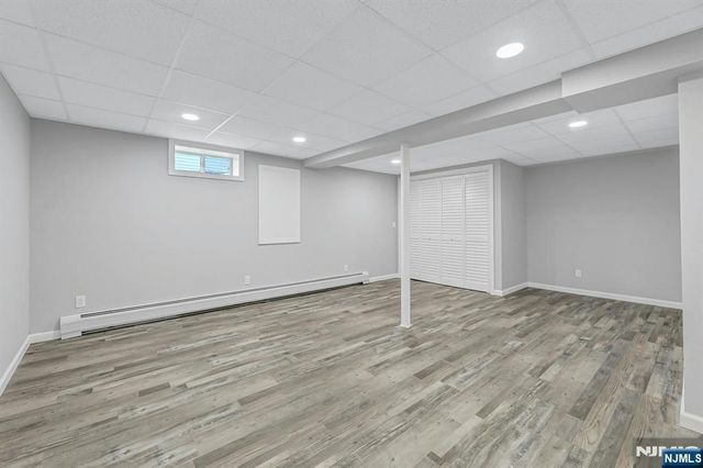 16 Maple Hill Road, Clifton, NJ 07013