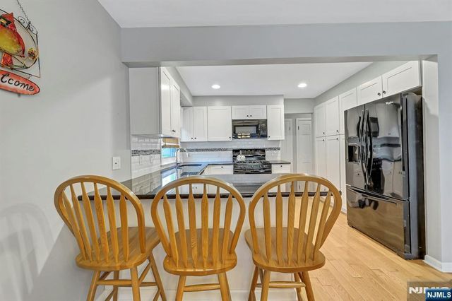 16 Maple Hill Road, Clifton, NJ 07013