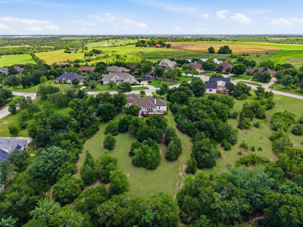 1804 Tanner LOOP, Taylor, TX 76574