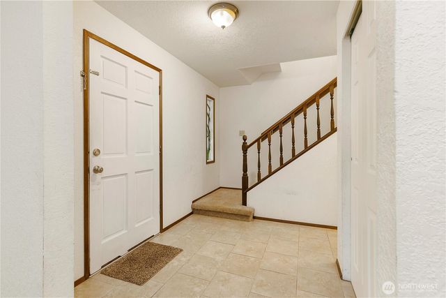 763 SW 10th Court, Oak Harbor, WA 98277