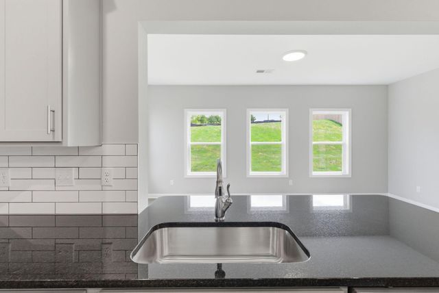 140 Dove Run Circle, Georgetown, KY 40324