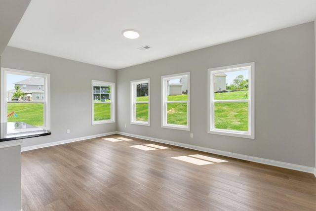 140 Dove Run Circle, Georgetown, KY 40324