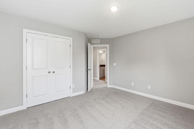140 Dove Run Circle, Georgetown, KY 40324