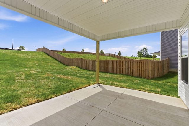 140 Dove Run Circle, Georgetown, KY 40324