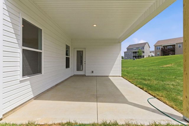 140 Dove Run Circle, Georgetown, KY 40324