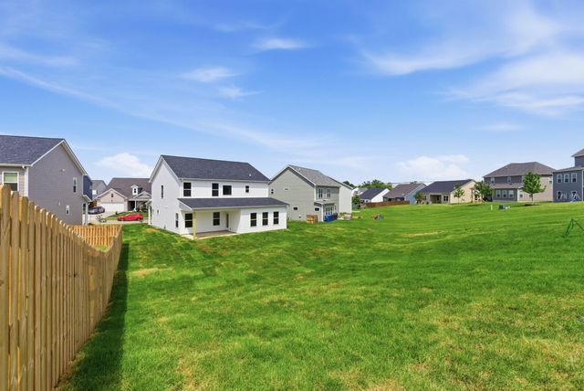140 Dove Run Circle, Georgetown, KY 40324