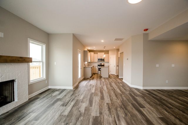 140 Dove Run Circle, Georgetown, KY 40324