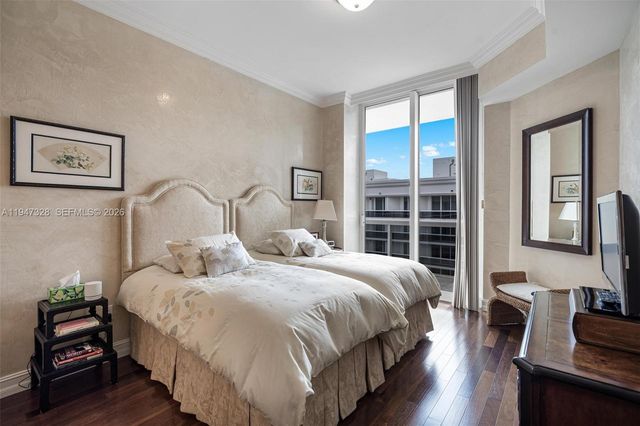 9595 Collins Ave NPHD, Surfside, FL 33154