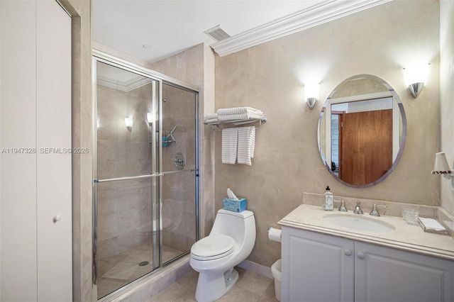 9595 Collins Ave NPHD, Surfside, FL 33154