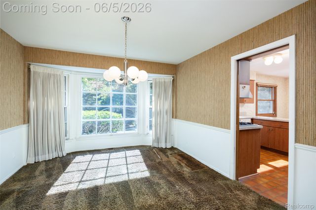 19646 Wilshire Boulevard, Beverly Hills Village, MI 48025