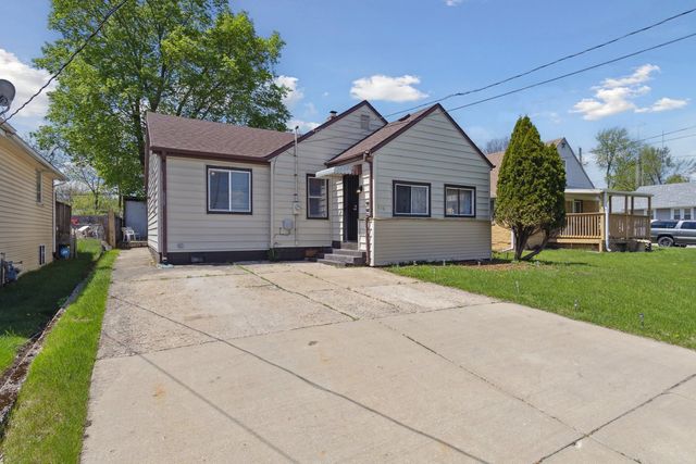 616 N Day Avenue, Rockford, IL 61101