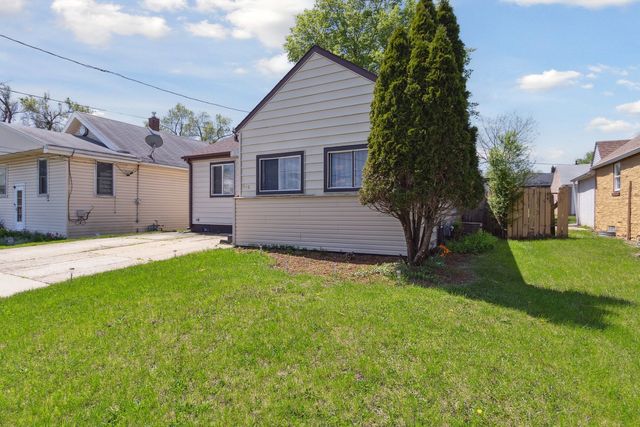 616 N Day Avenue, Rockford, IL 61101