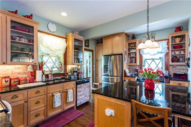 2045 Mercer Avenue, College Park, GA 30337