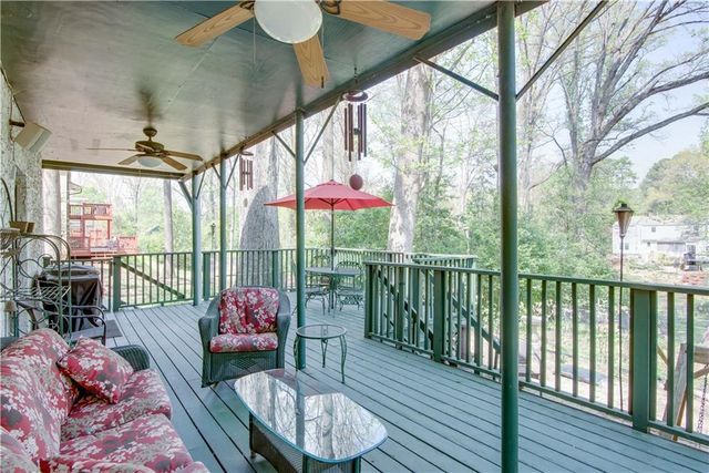 2045 Mercer Avenue, College Park, GA 30337