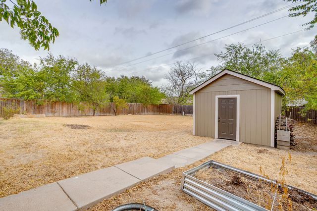 507 Heather Drive, Granbury, TX 76048