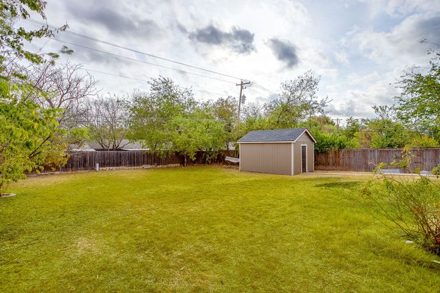507 Heather Drive, Granbury, TX 76048